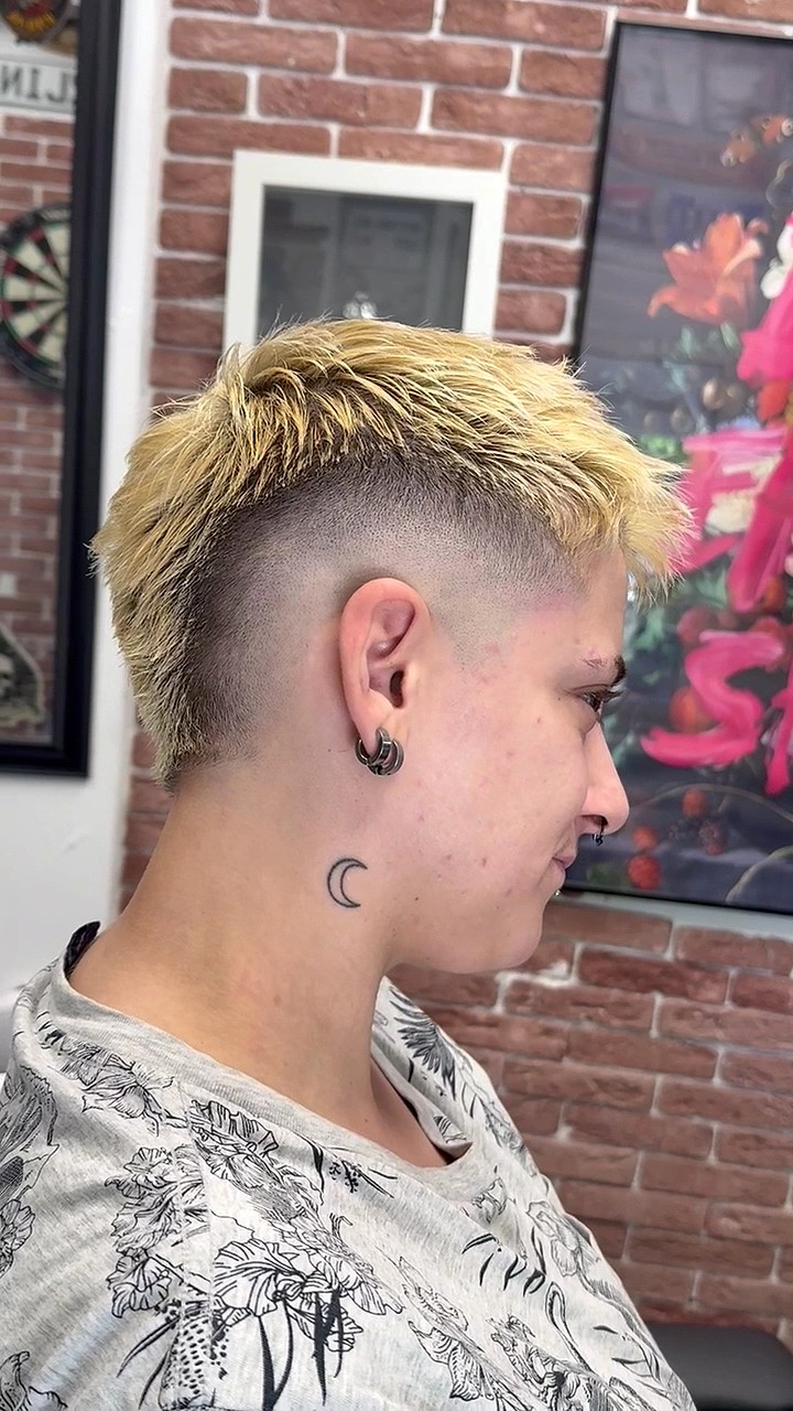 Textured crop στο Marios Barber Studio